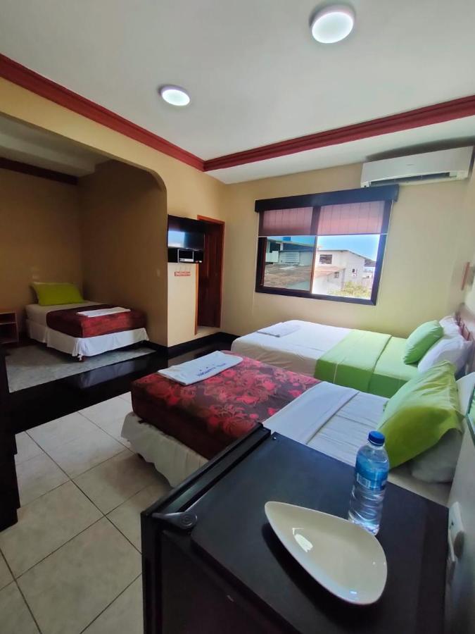 Hotel Los Algarrobos Puerto Baquerizo Moreno Eksteriør bilde