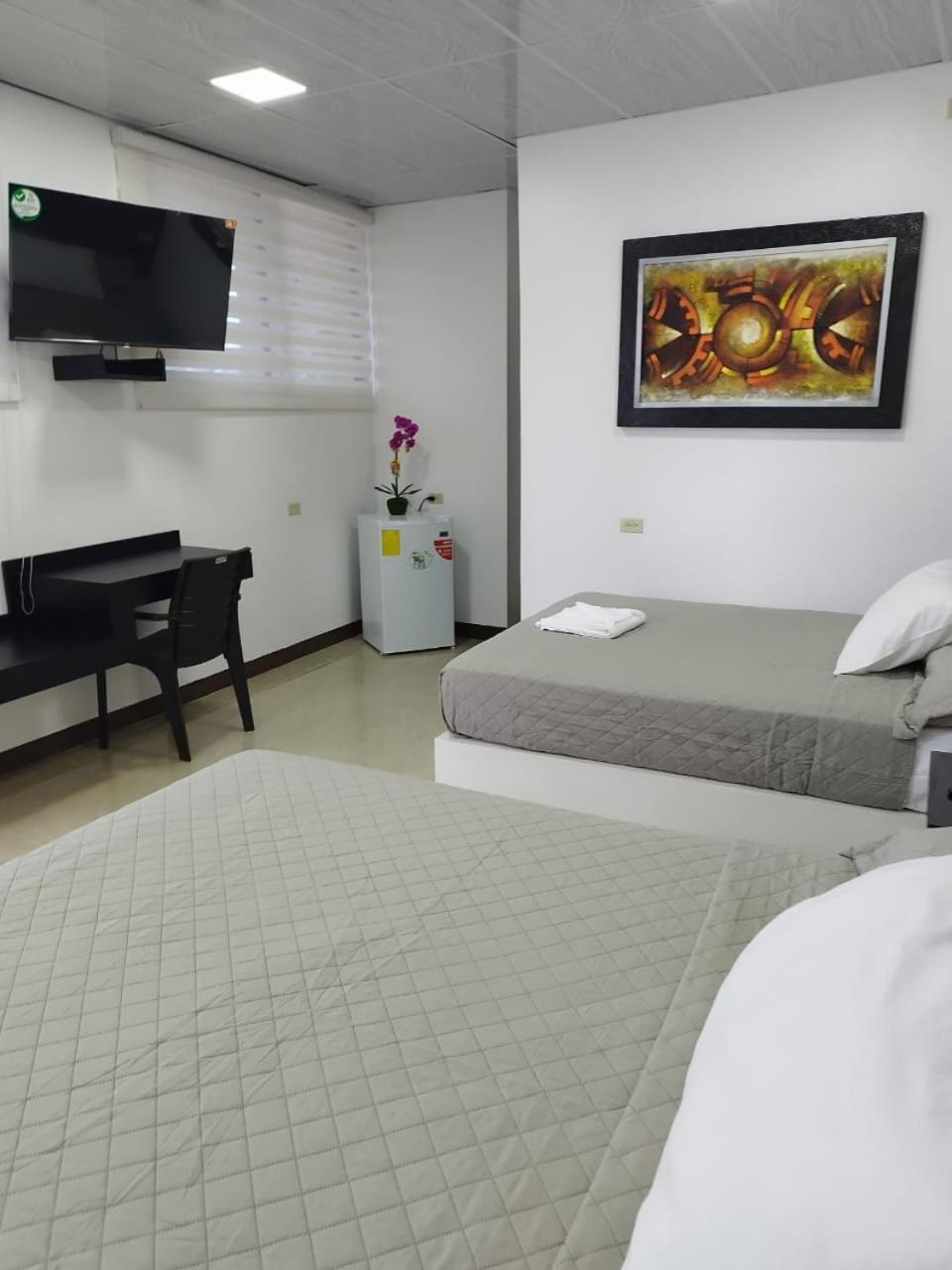 Hotel Los Algarrobos Puerto Baquerizo Moreno Eksteriør bilde