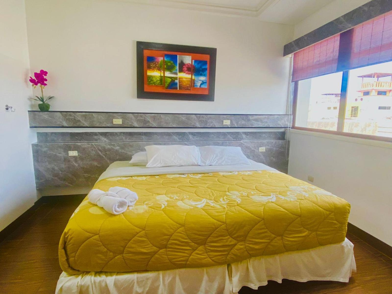 Hotel Los Algarrobos Puerto Baquerizo Moreno Eksteriør bilde