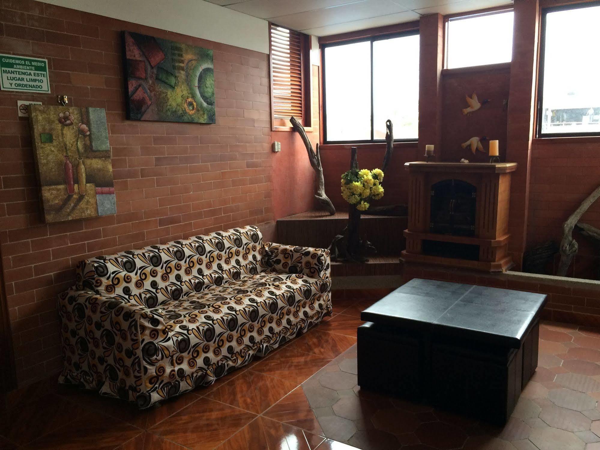 Hotel Los Algarrobos Puerto Baquerizo Moreno Eksteriør bilde