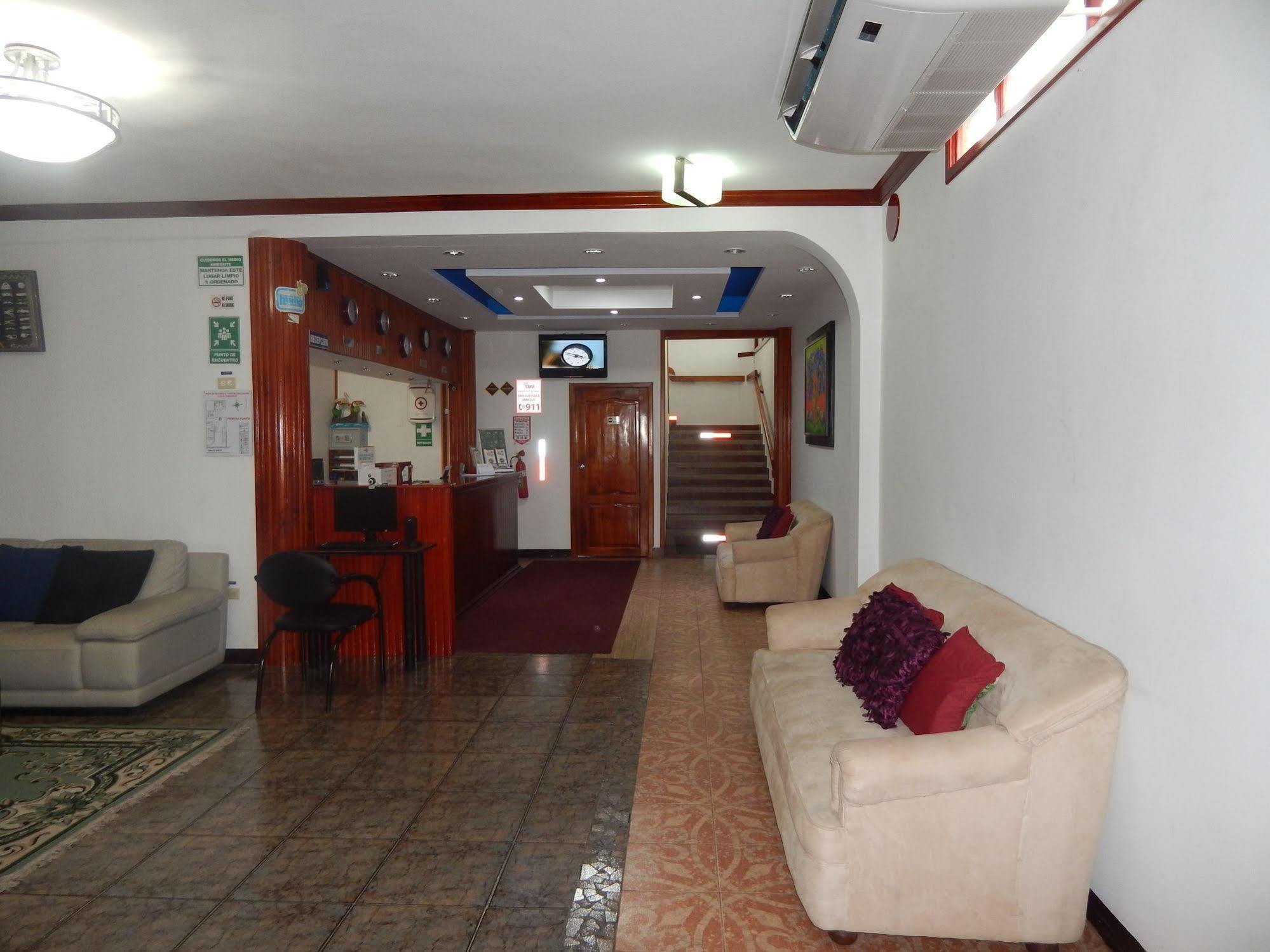 Hotel Los Algarrobos Puerto Baquerizo Moreno Eksteriør bilde